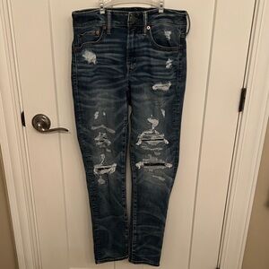 American Eagle Outfitters Men's Ripped Dark Blue Jeans, size 28x30